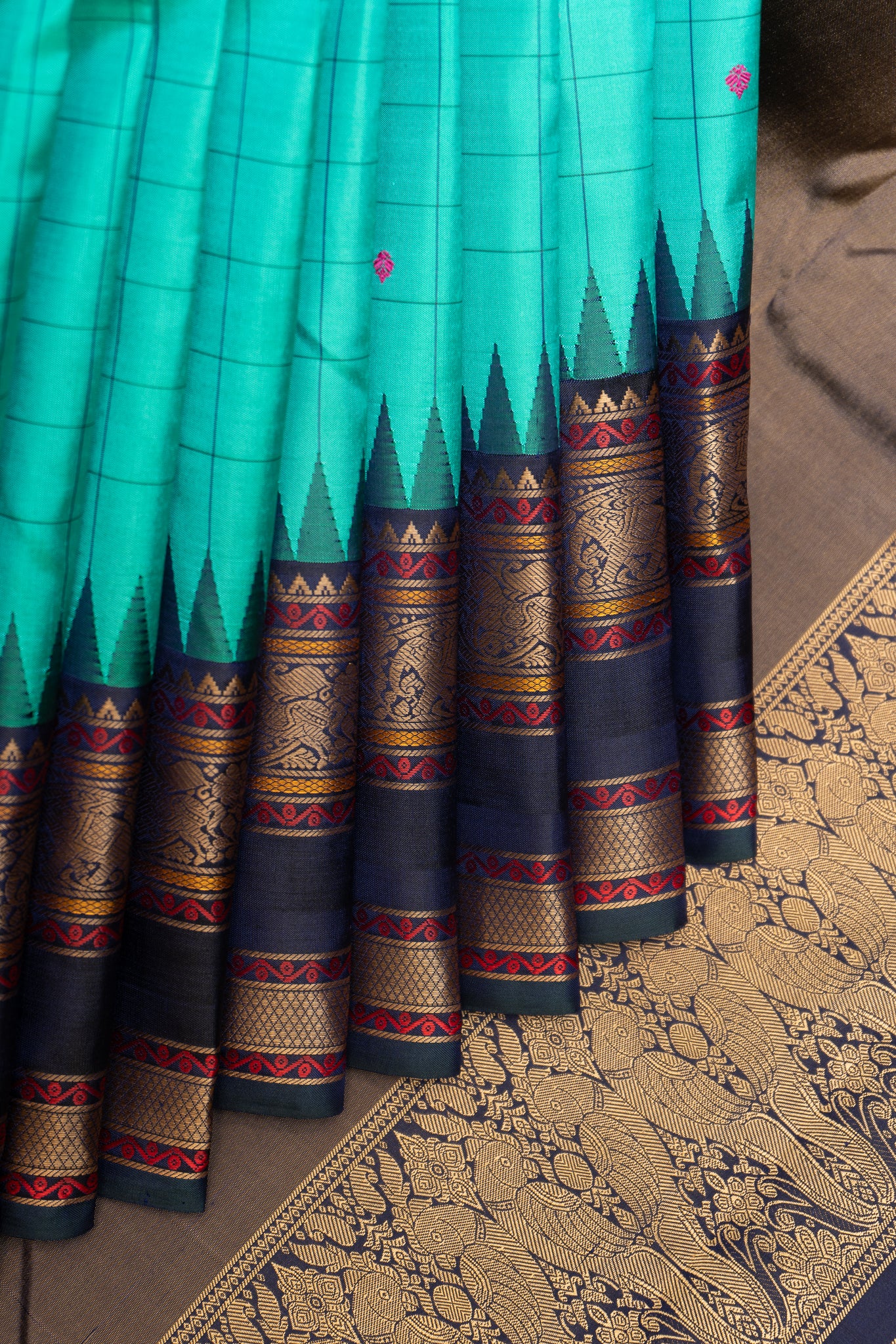 Turquoise Blue Thread Border Pure Kanchipuram Silk Saree - Clio Silks