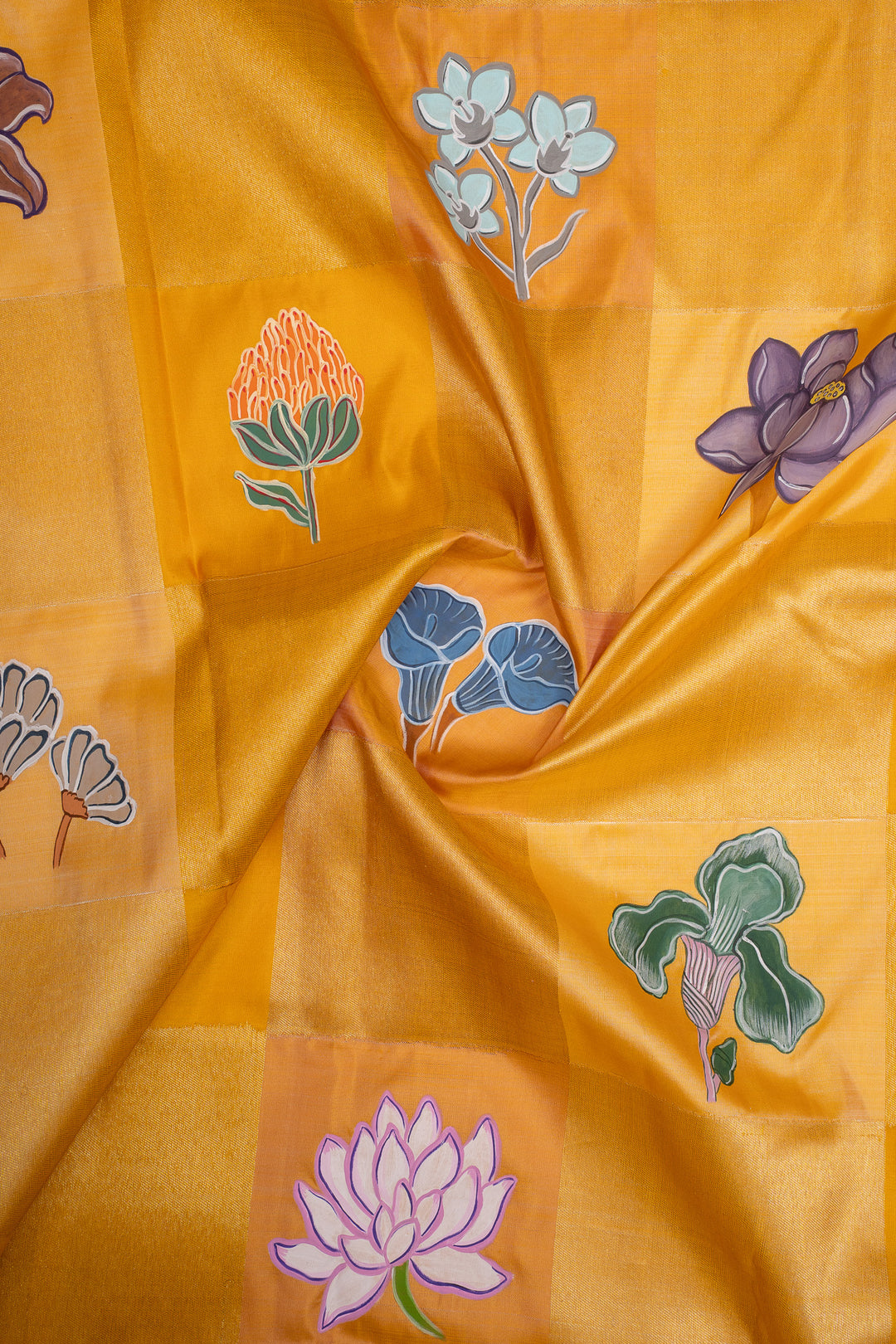 The 500-Hour Garden Handpainted 58 Flowers 8 Kol Pure Kanchipuram Silk Saree