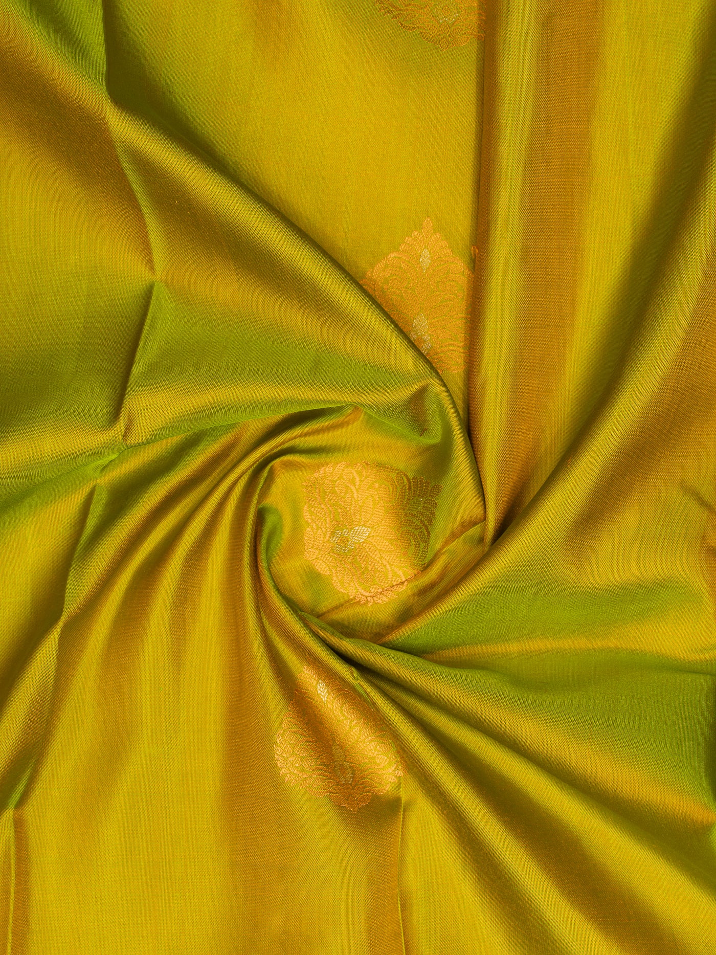 Leaf Green and Peach Pure Kanchipuram Silk Saree