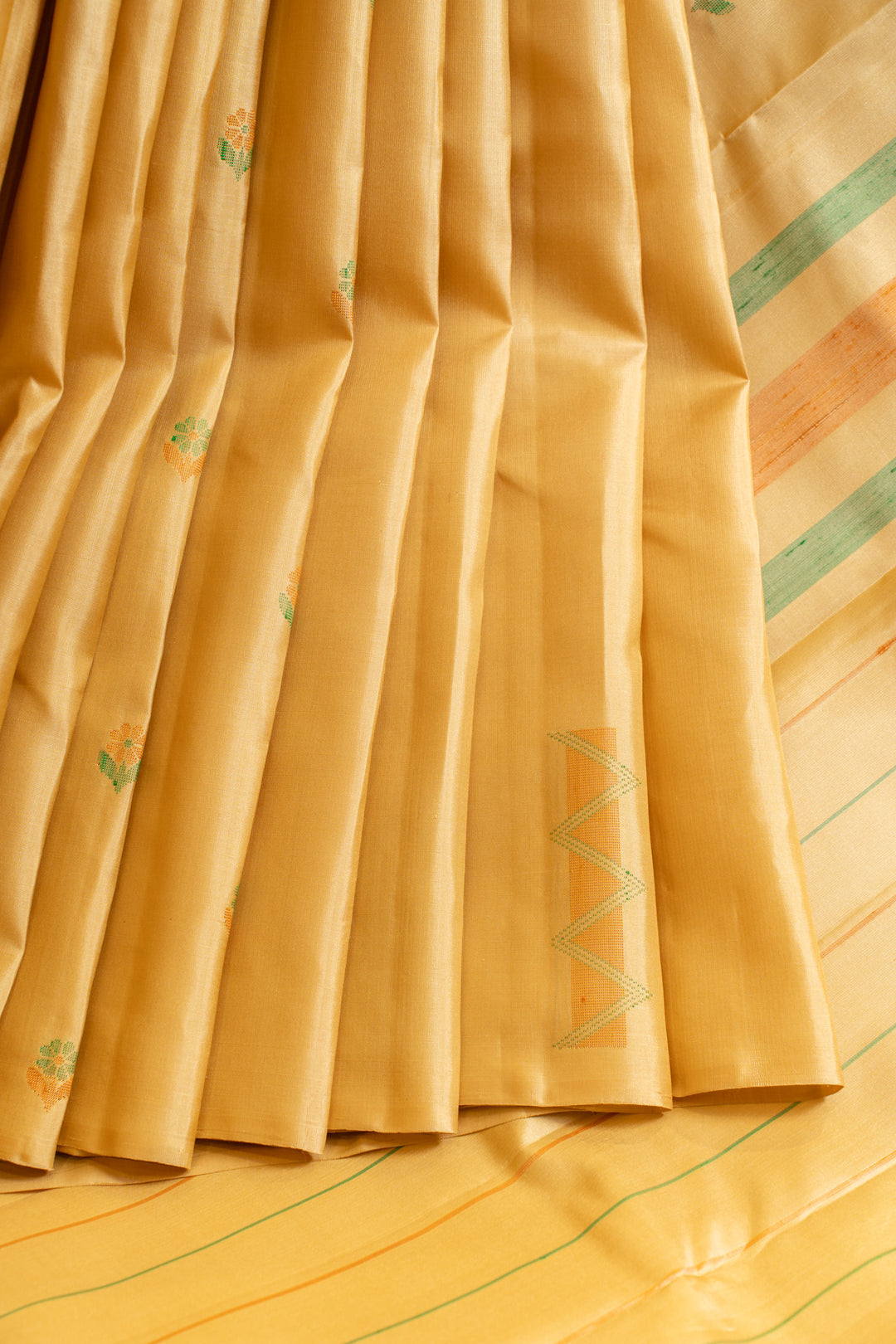 Off white Jamdani motifs without zari pure Kanchipuram silk saree
