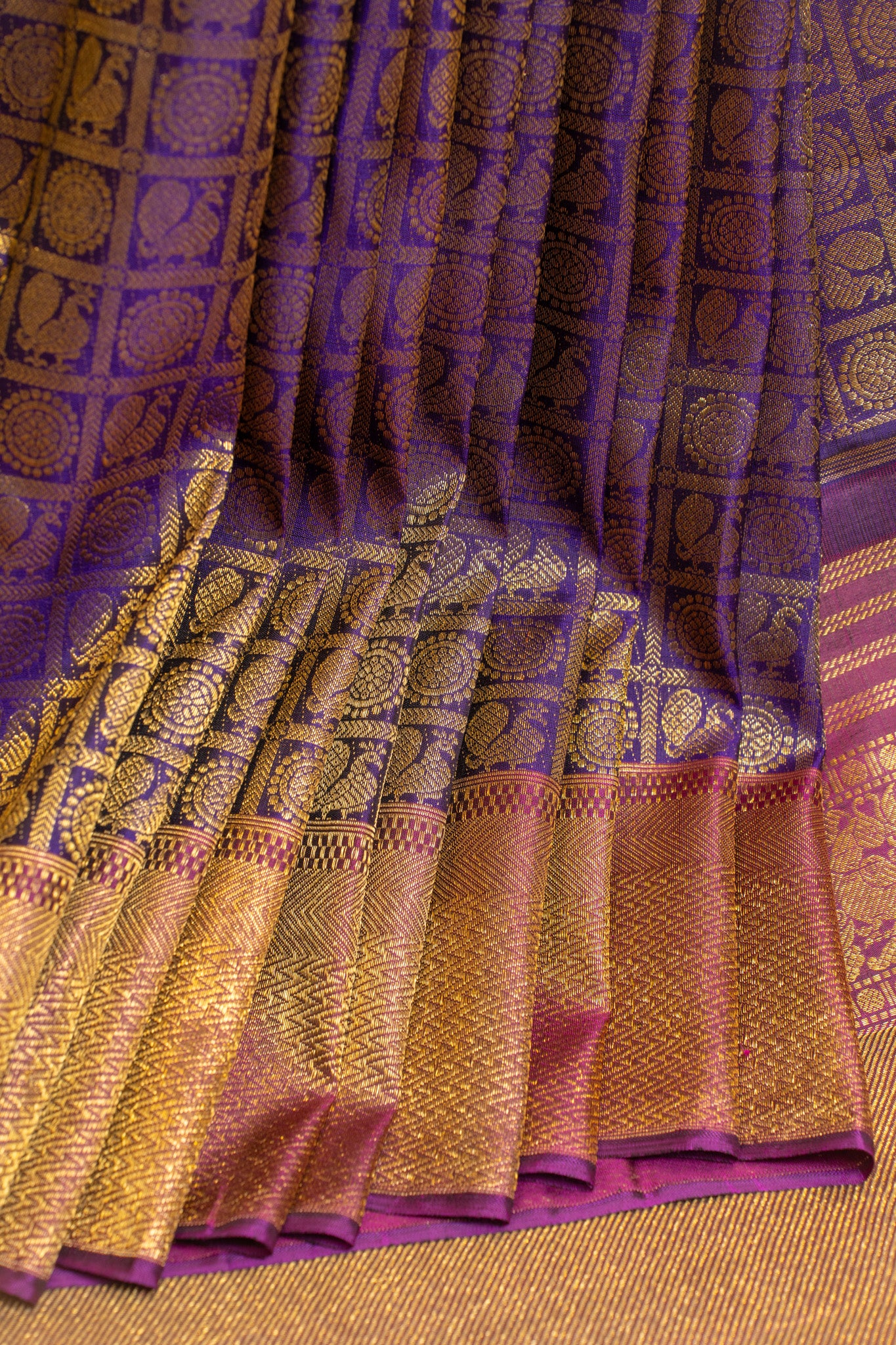 Aubergine purple mayil chakram brocade pure Kanchipuram silk saree