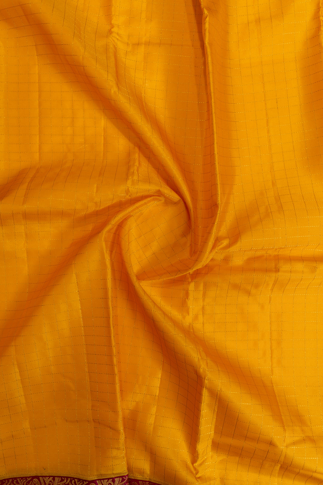 Yellow and magenta vanasingaram border pure Kanchipuram silk saree