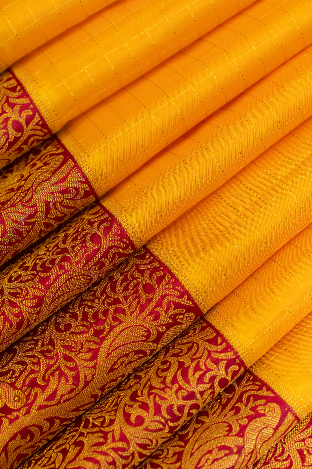 Yellow and magenta vanasingaram border pure Kanchipuram silk saree