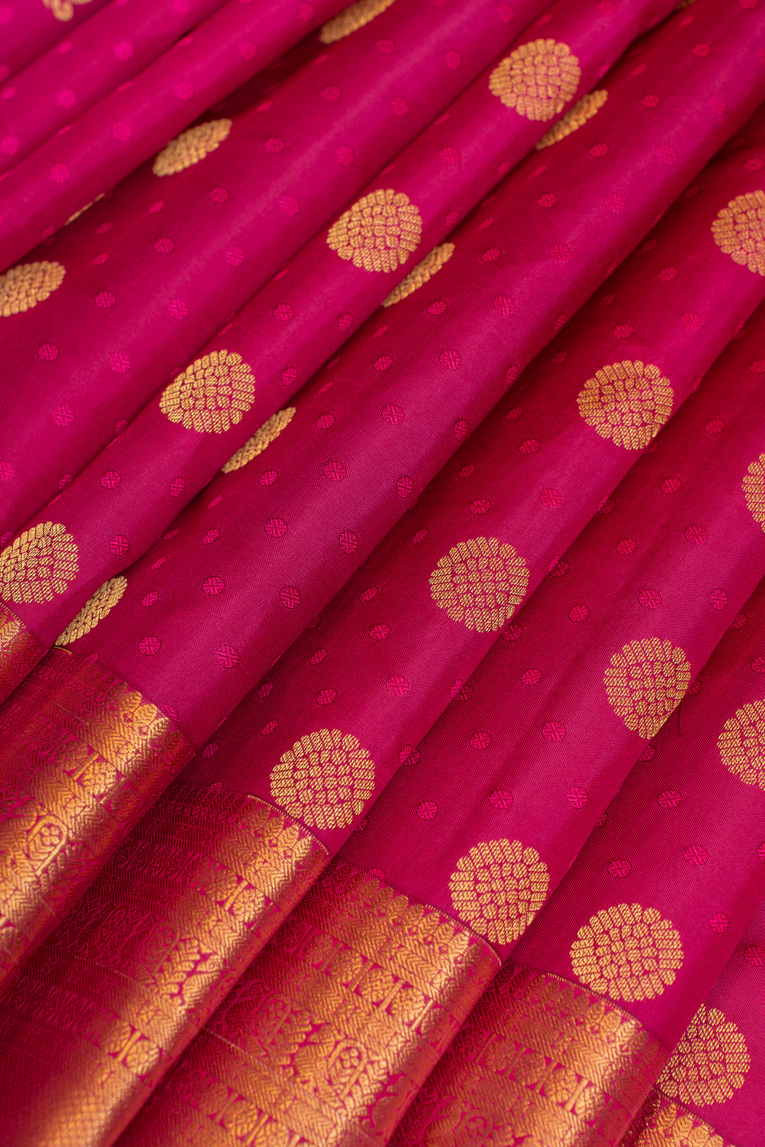 Magenta traditional pure Kanchipuram silk saree