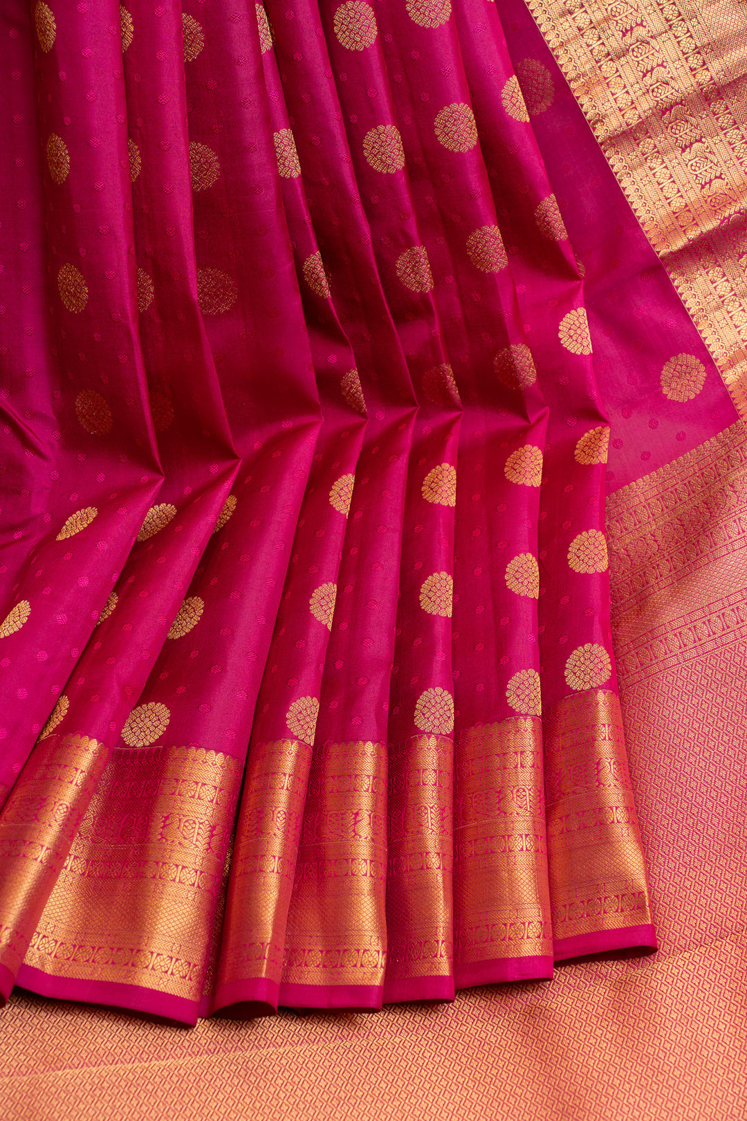 Magenta traditional pure Kanchipuram silk saree