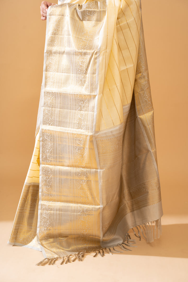 Champagne Cream and Grey Big Border Pure Kancchipuram Silk Saree - Clio Silks