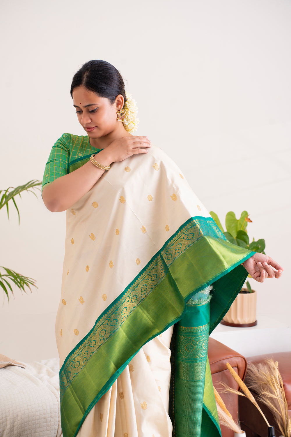 Off White and Green Pure Zari Kanchipuram Silk Saree - Clio Silks