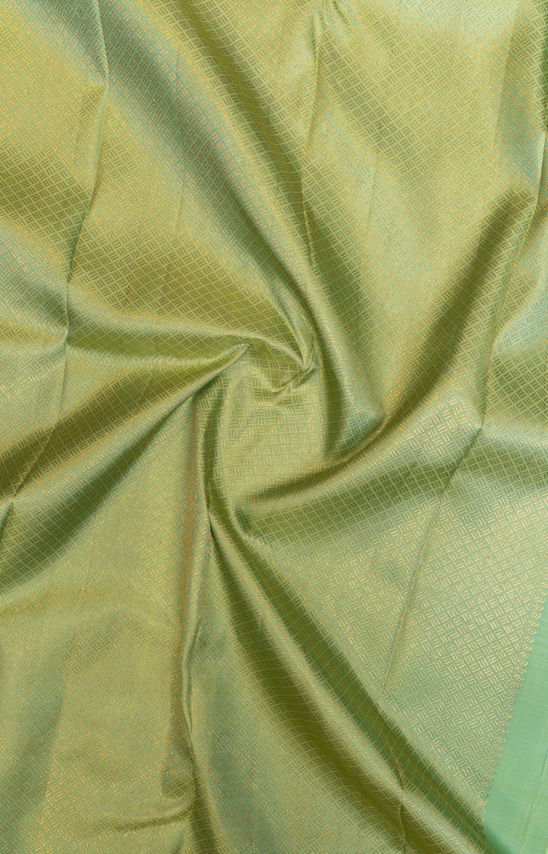Purple dahlia meenakari pure Kanchipuram silk saree