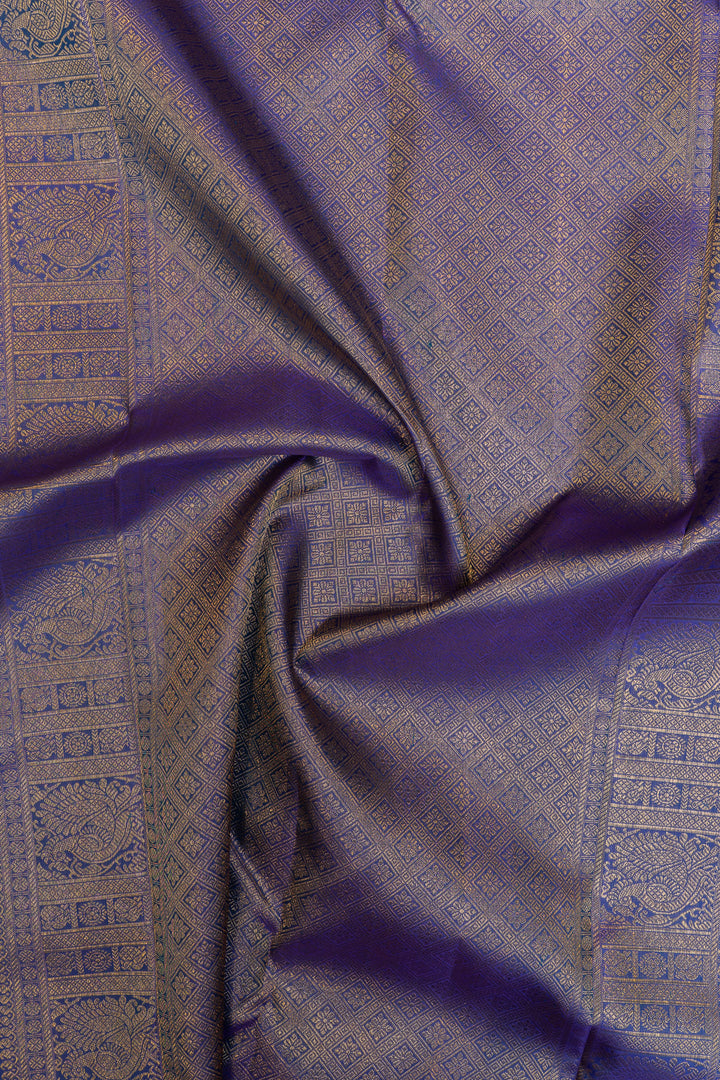Pearl white and blue turning border pure Kanchipuram silk saree