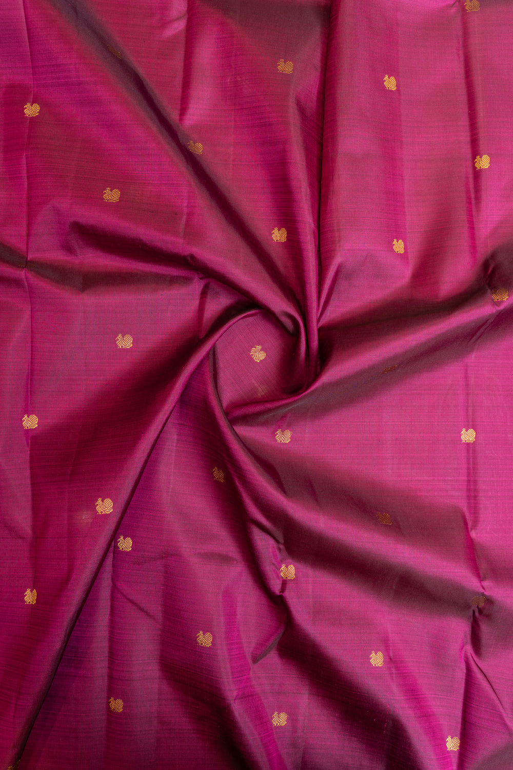 Magenta borderless pure Kanchipuram silk saree