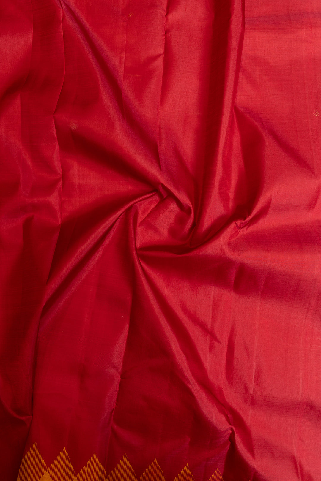 Red  temple threadwork pure Kanchipuram silk saree