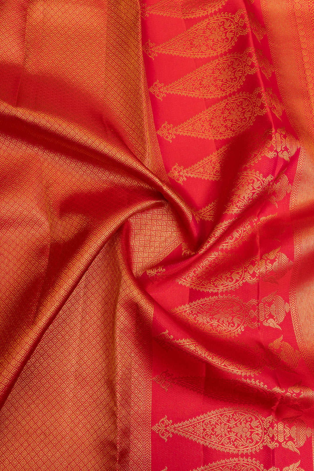 Peach diamond brocade pure Kanchipuram silk saree