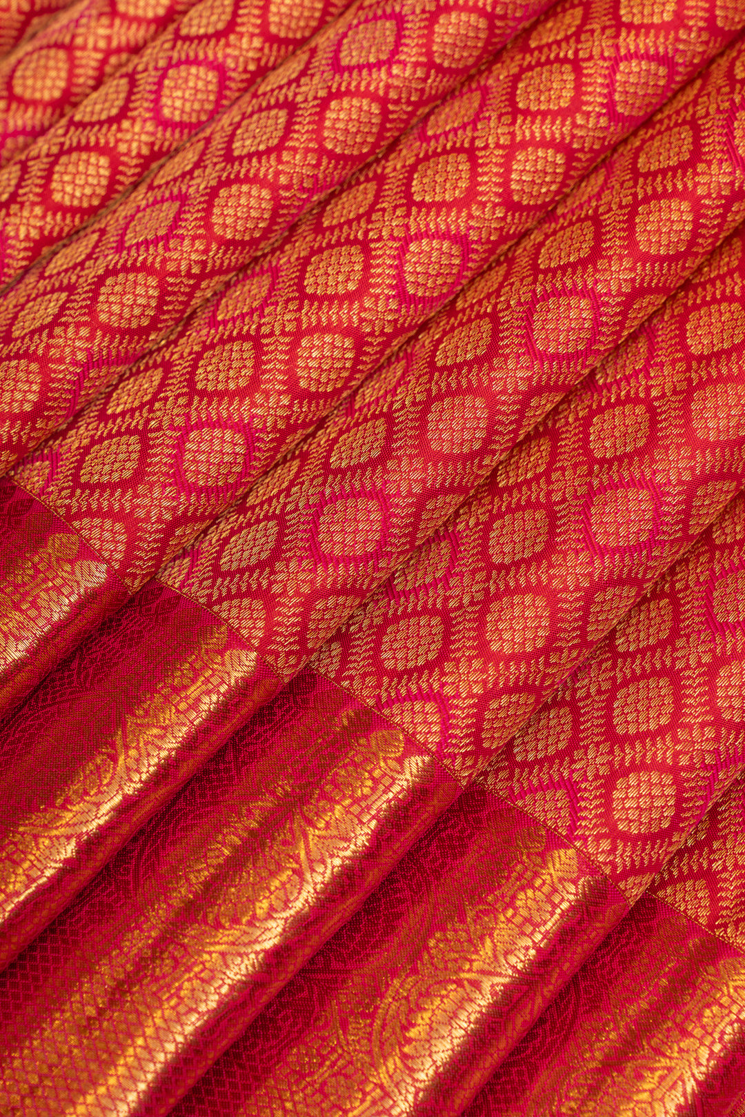 Peach diamond brocade pure Kanchipuram silk saree