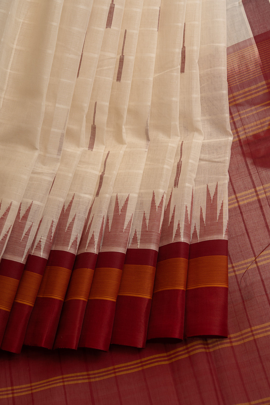 Ivory and red handloom pure cotton silk border saree