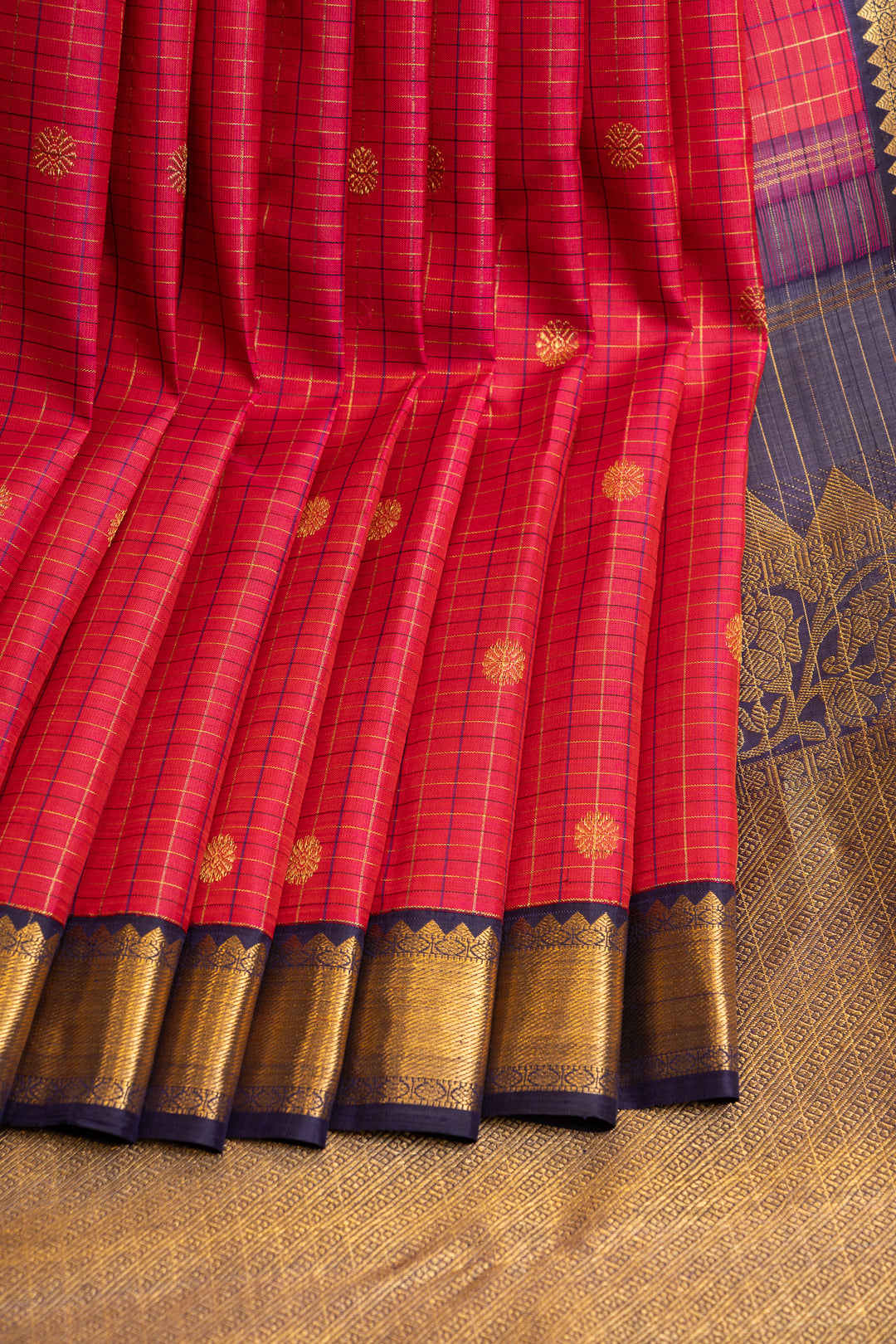 Magenta and navy blue small border pure Kanchipuram silk saree
