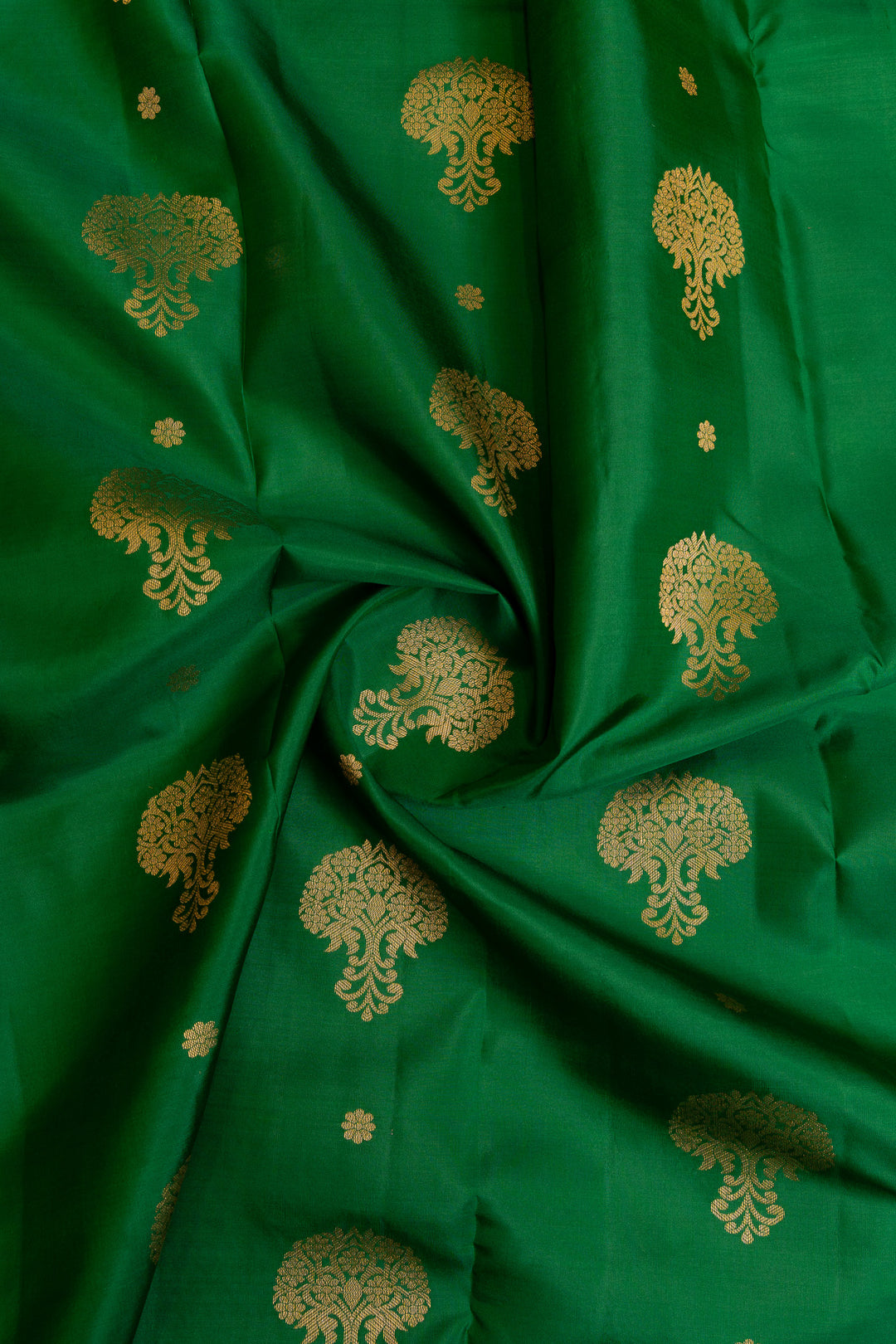 Green and purple traditional pure  Kanchipuram silk saree