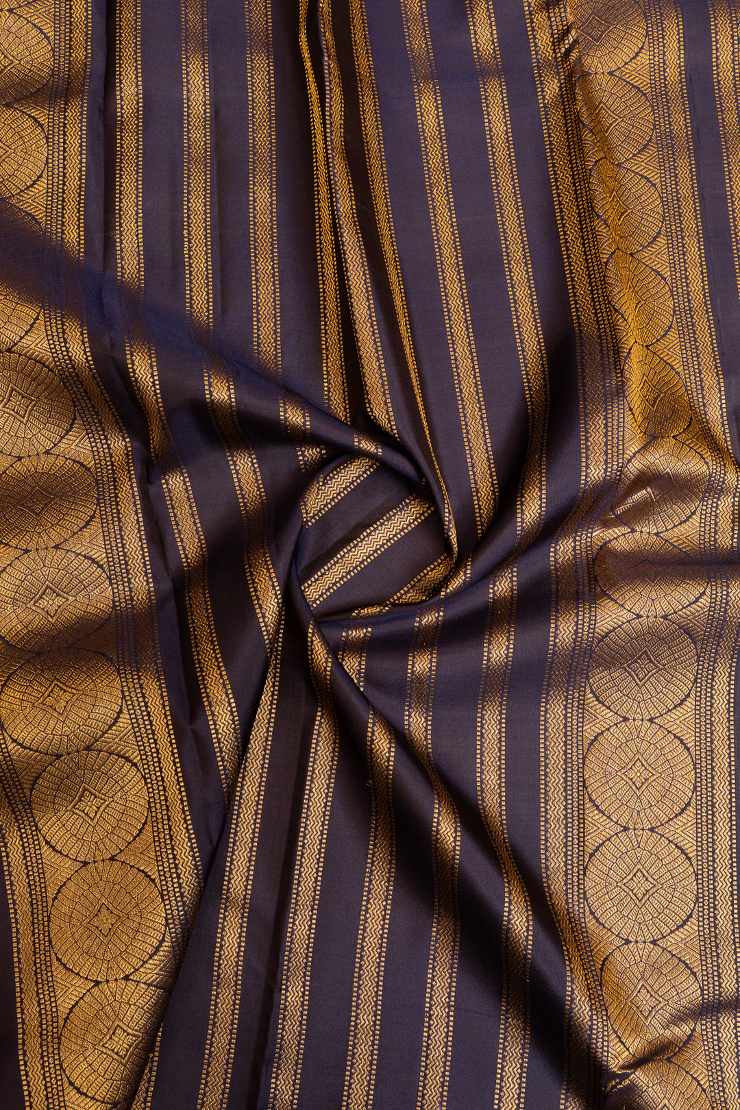 Vintage pink and blue veldhari pure Kanchipuram silk saree