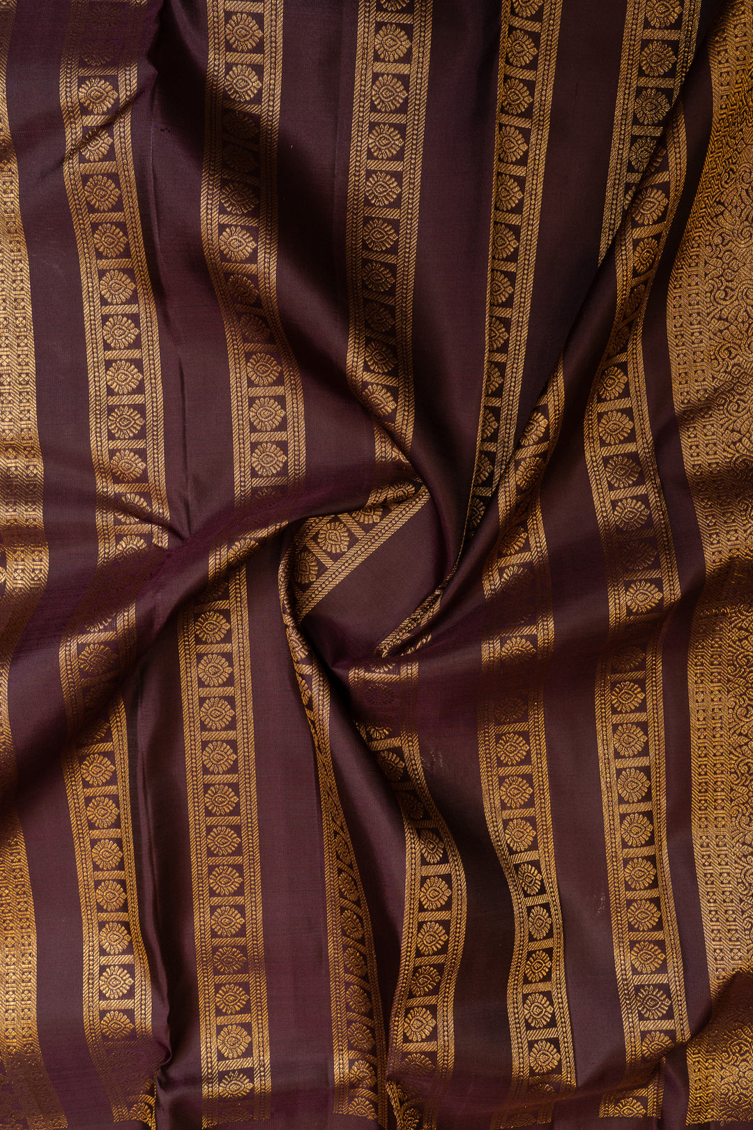 Sampanga green vairaoosi pure Kanchipuram silk  saree