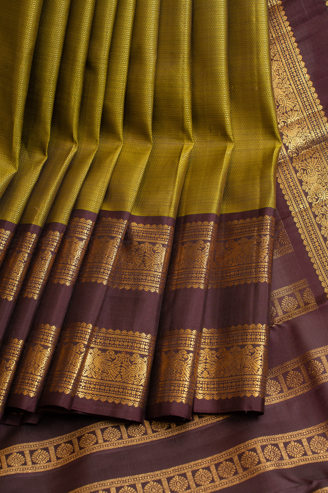Sampanga green vairaoosi pure Kanchipuram silk  saree