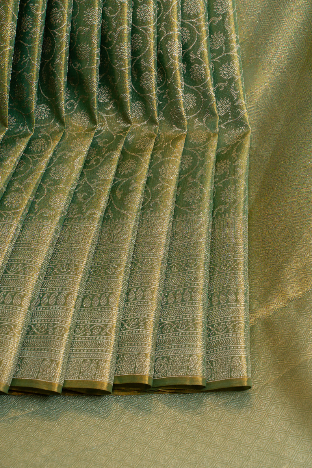 Green floral tissue pure Kanchipuram silk saree