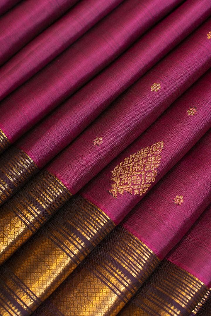 Magenta purple Varisaipettu pure Kanchipuram silk saree