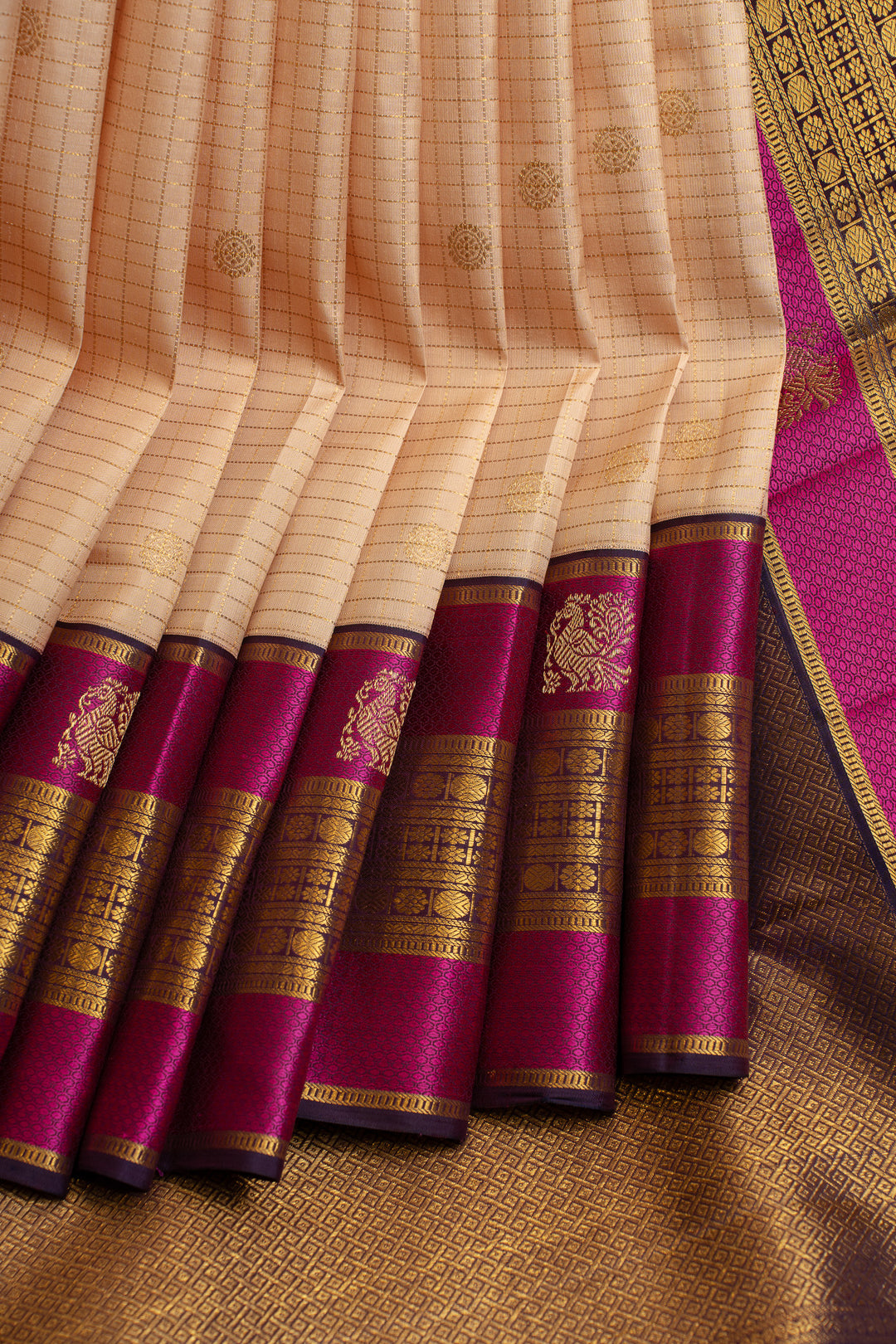 Cream and magenta Muthu Zari checks pure Kanchipuram silk saree