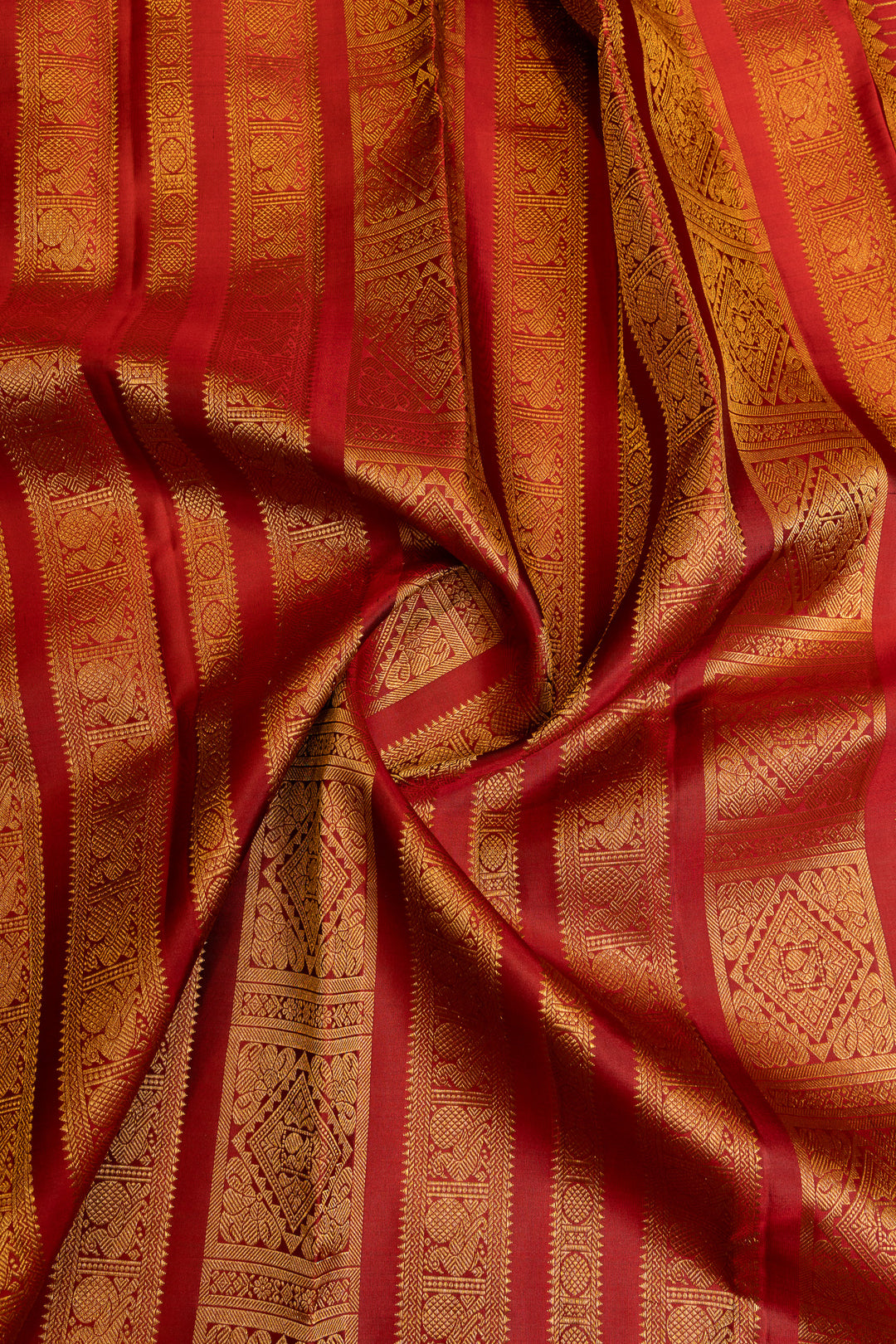 Mehendi green and maroon veldhari Zari checks pure Kanchipuram silk saree