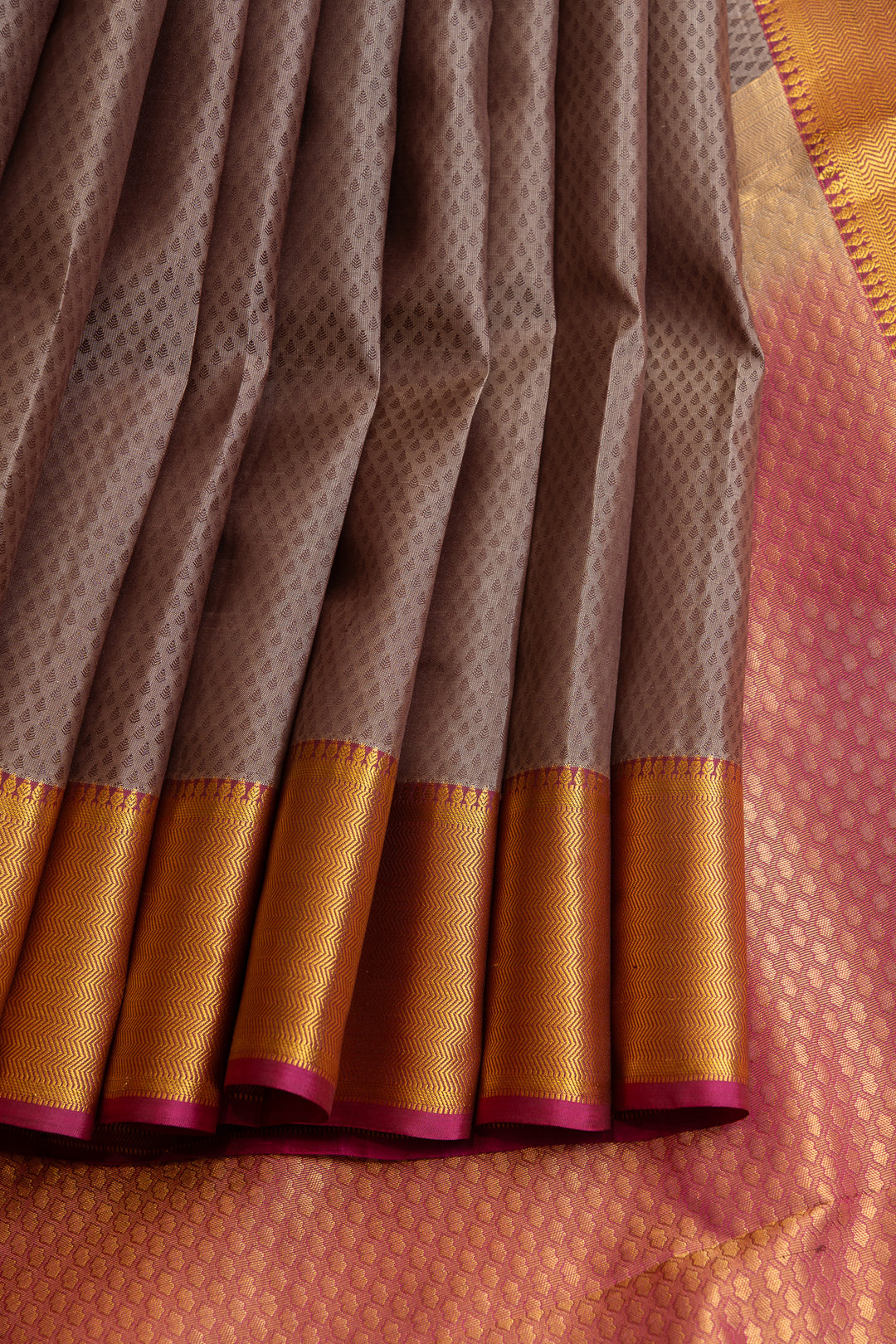 Mauve thread embossed pure Kanchipuram silk saree
