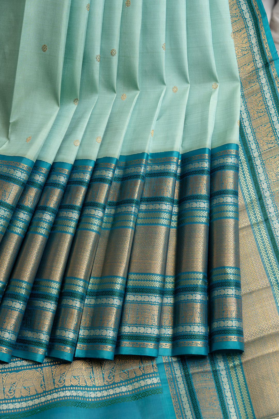 Pastel blue varisaipettu pure Kanchipuram silk saree
