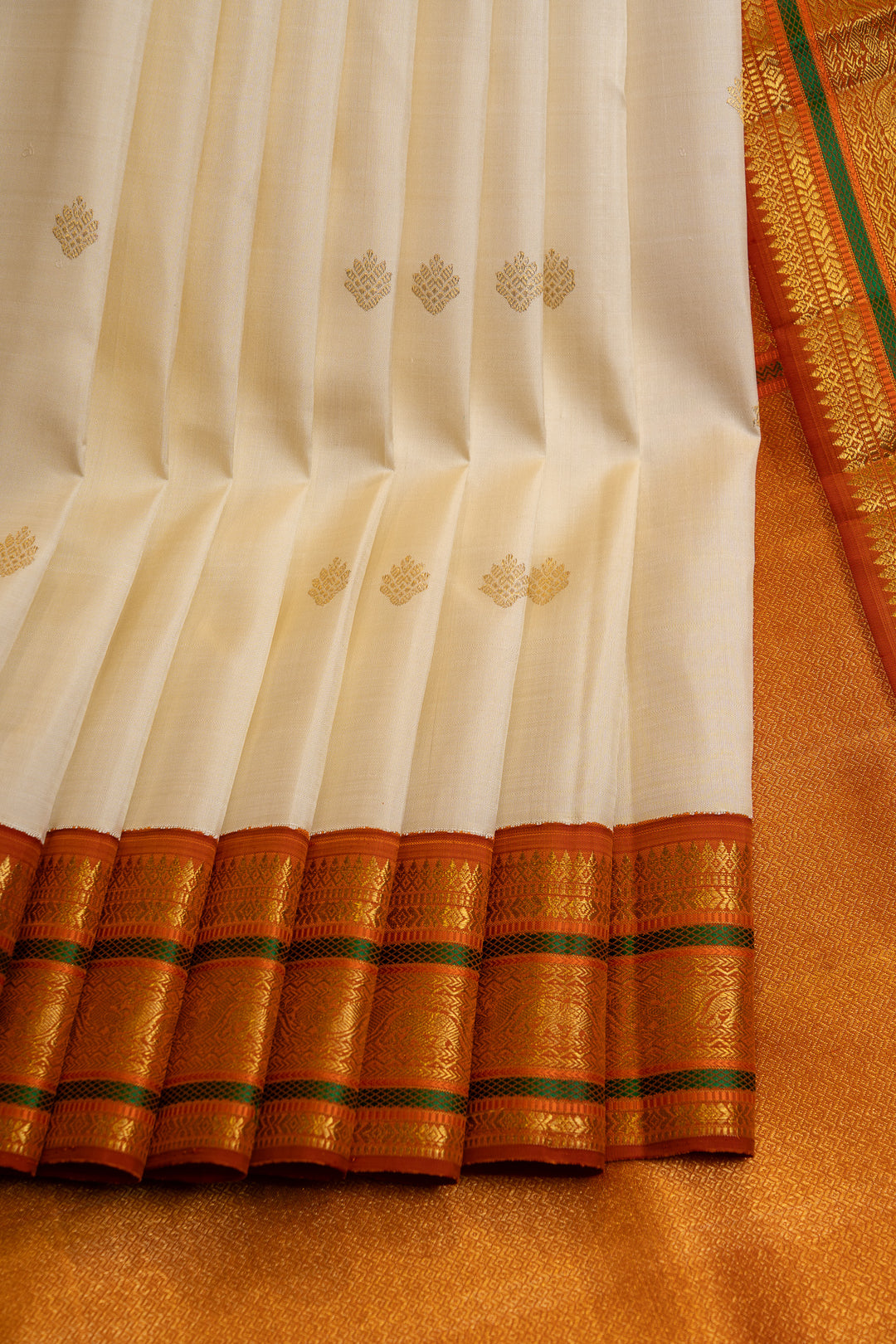 Champagne gold brocade pure Kanchipuram silk saree