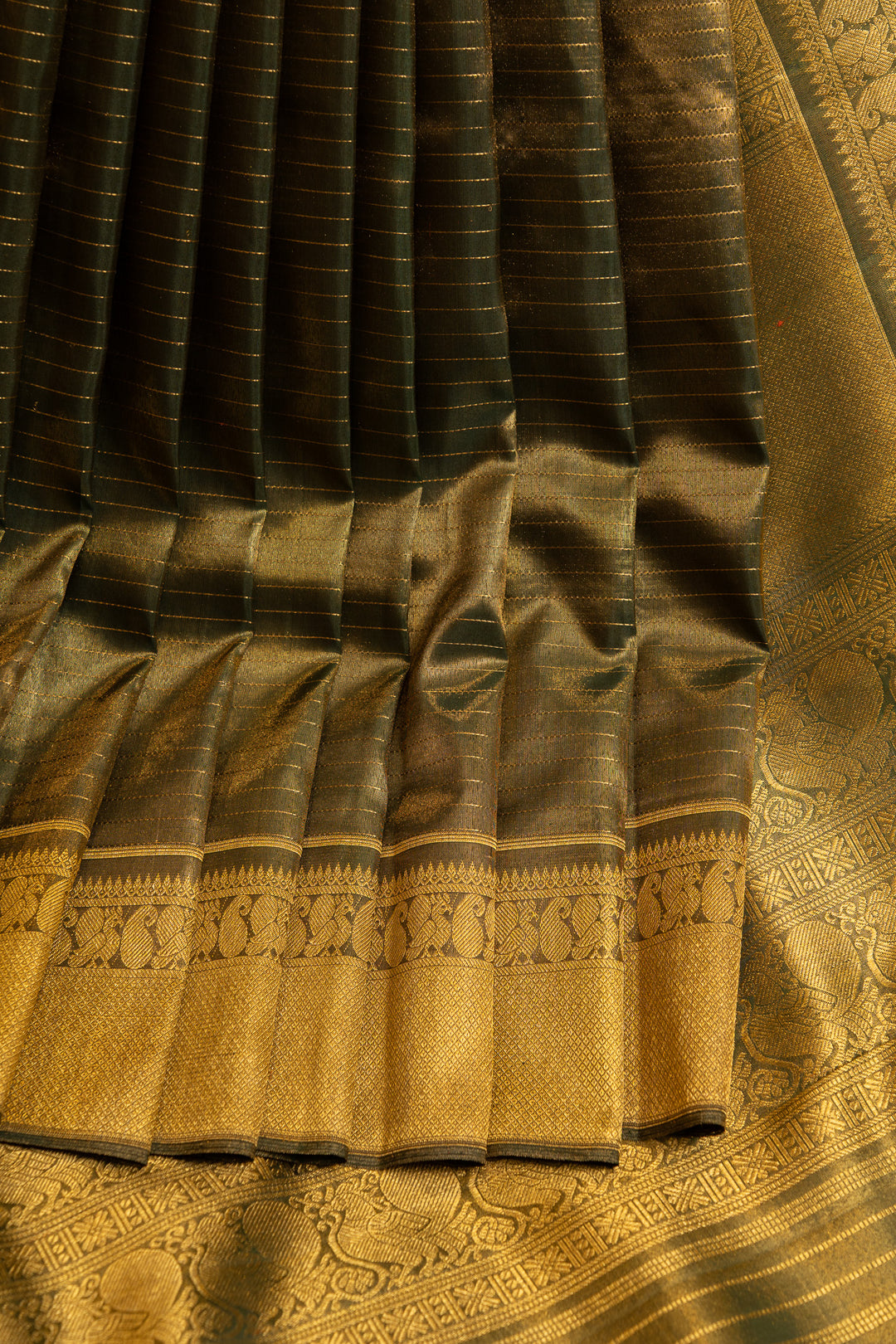 Green vintage tissue pure Kanchipuram silk saree