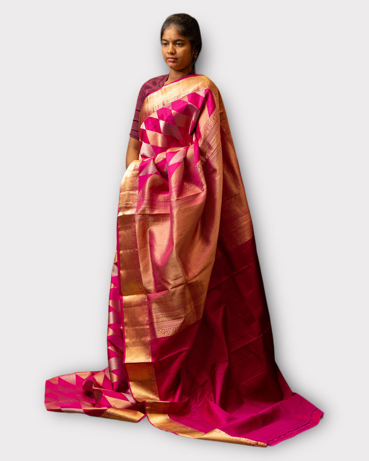 Magenta diamond Motifs Pure Soft Silk Saree - Clio Silks