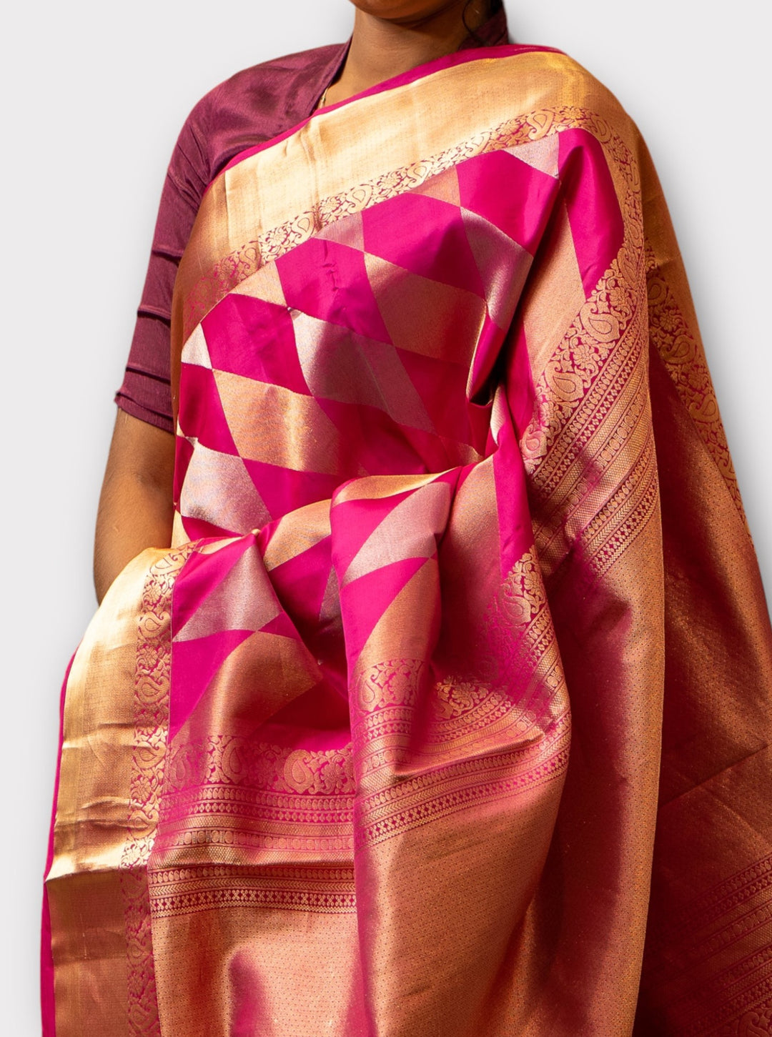 Magenta diamond Motifs Pure Soft Silk Saree - Clio Silks