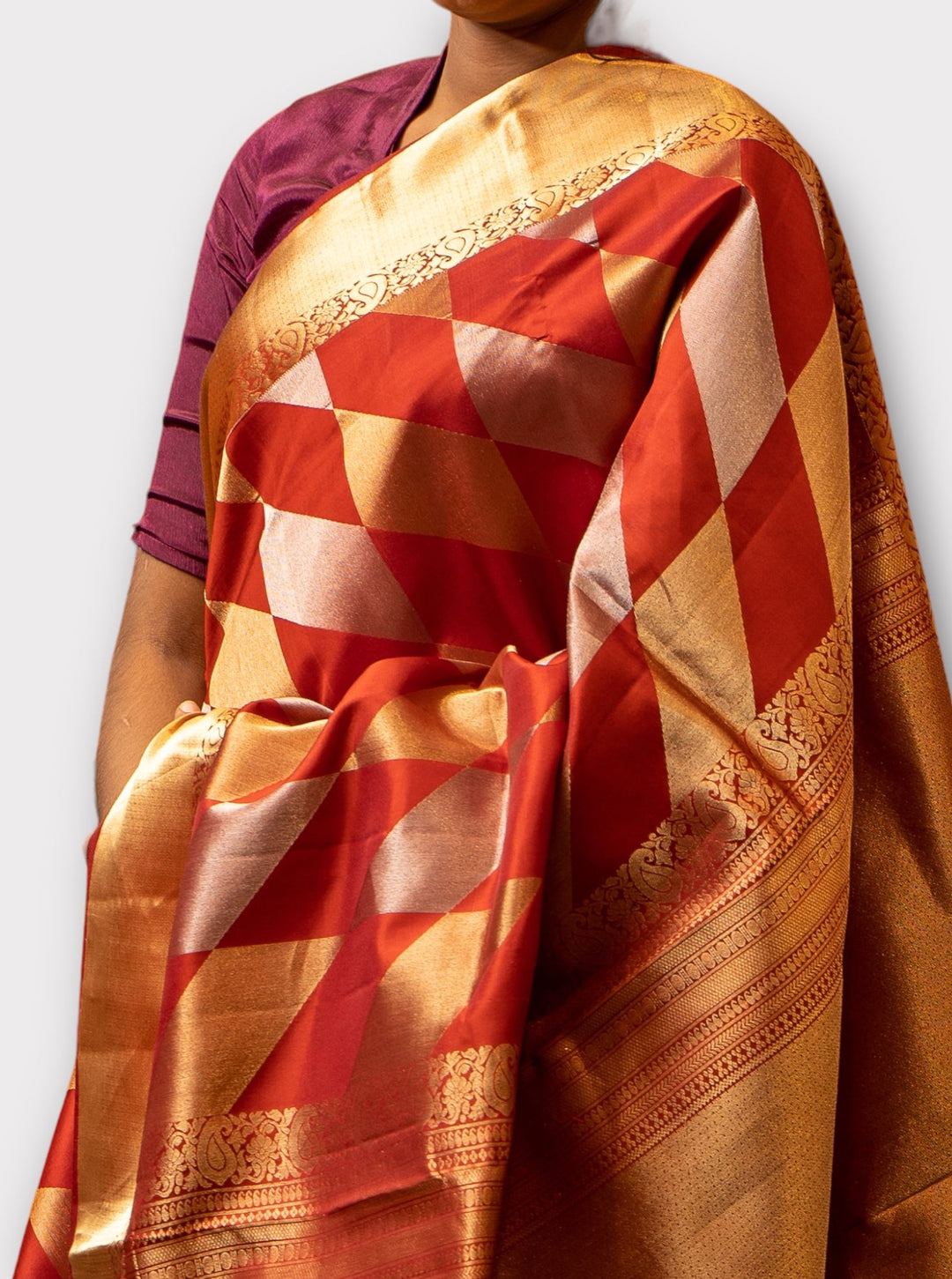 Maroon Diamond Motifs Pure Soft Silk Saree - Clio Silks