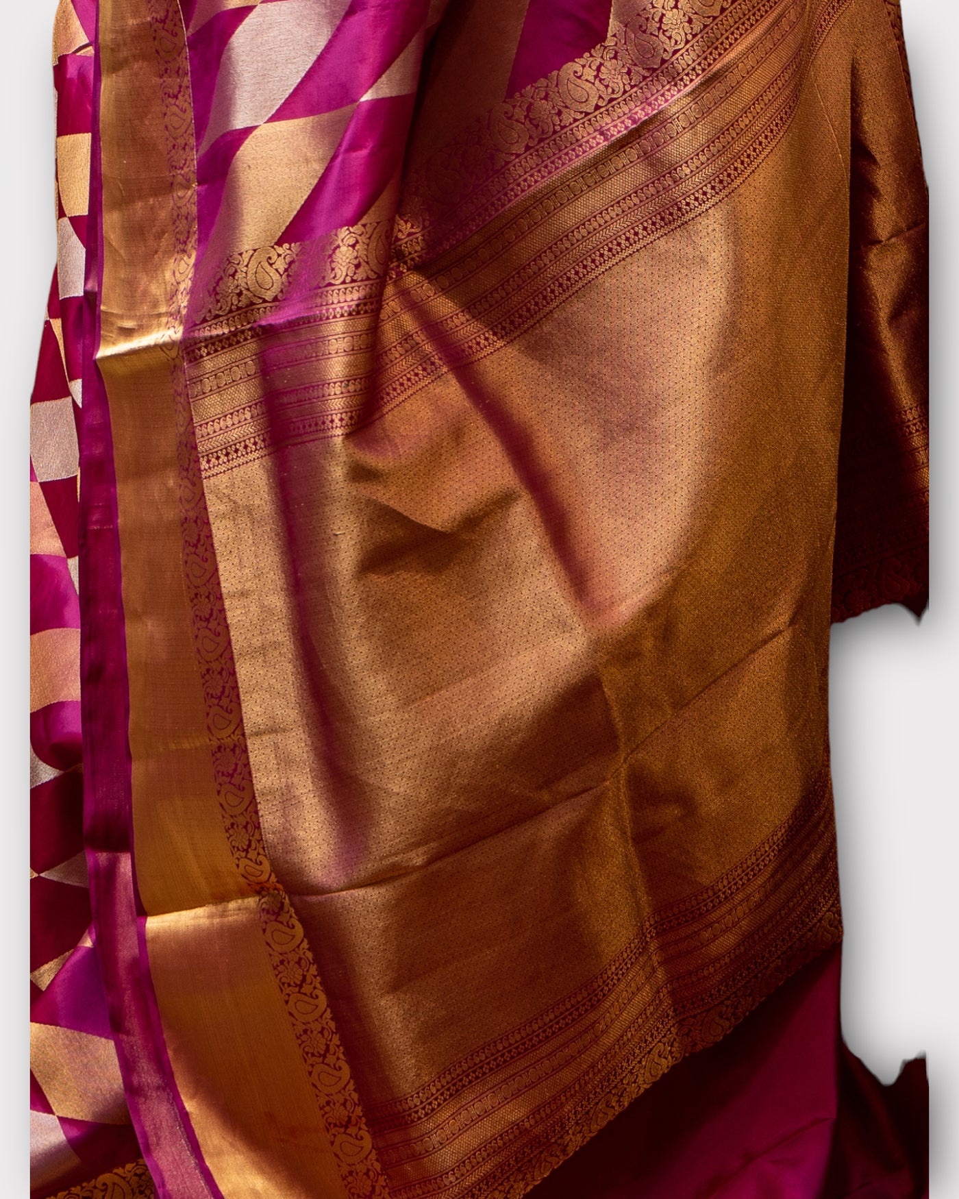 Persian Purple Diamond Motifs Pure soft Silk sari - Clio Silks