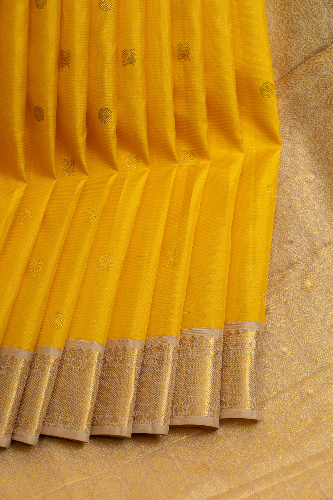 Yellow vairaoosi pure Kanchipuram silk saree
