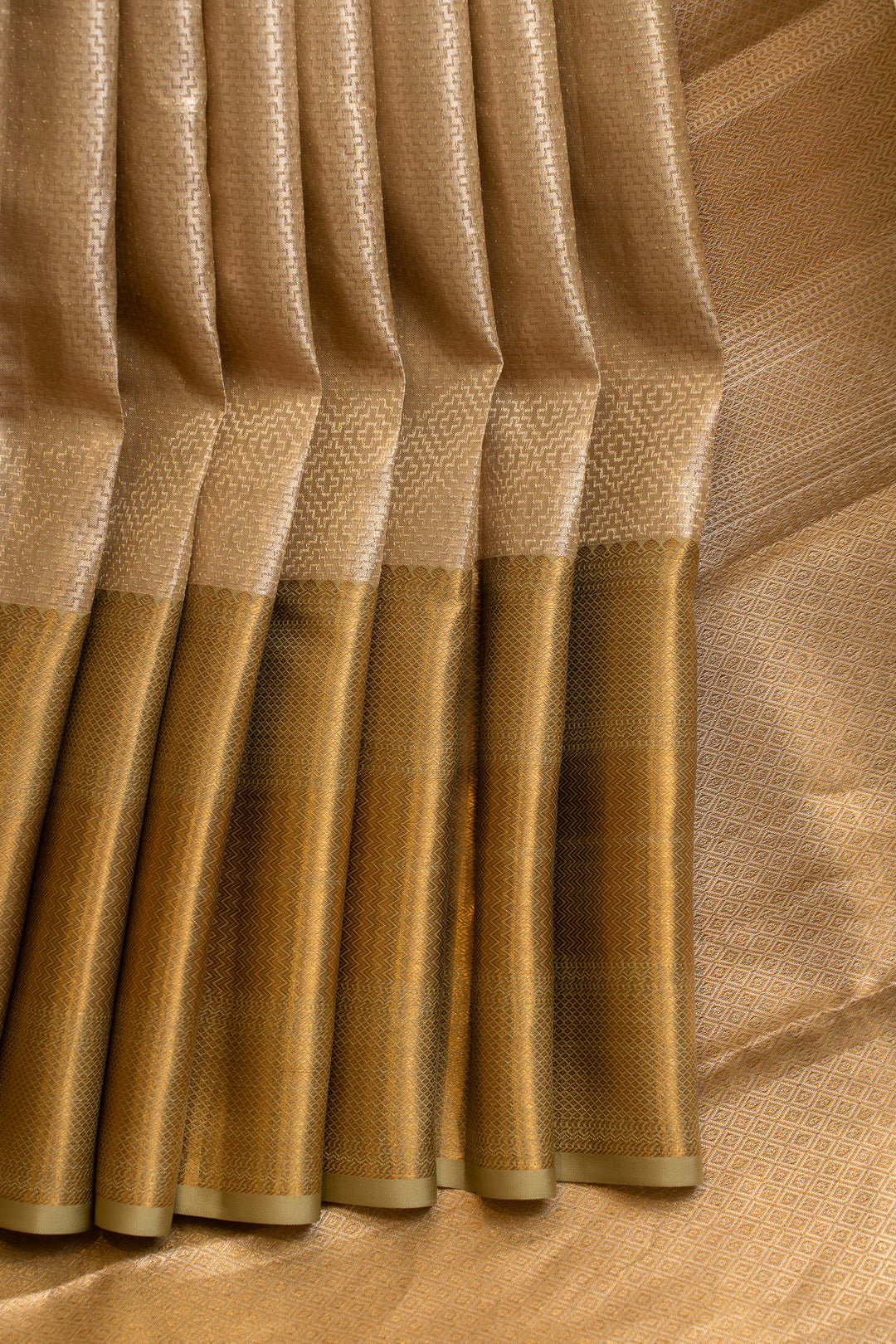 Silverish gold tissue pure Kanchipuram silk saree