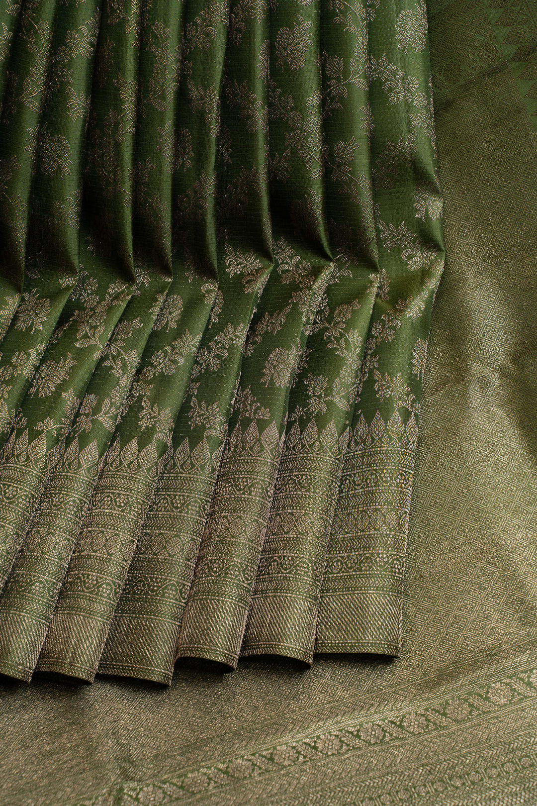 Pine green floral brocade pure Kanchipuram silk saree