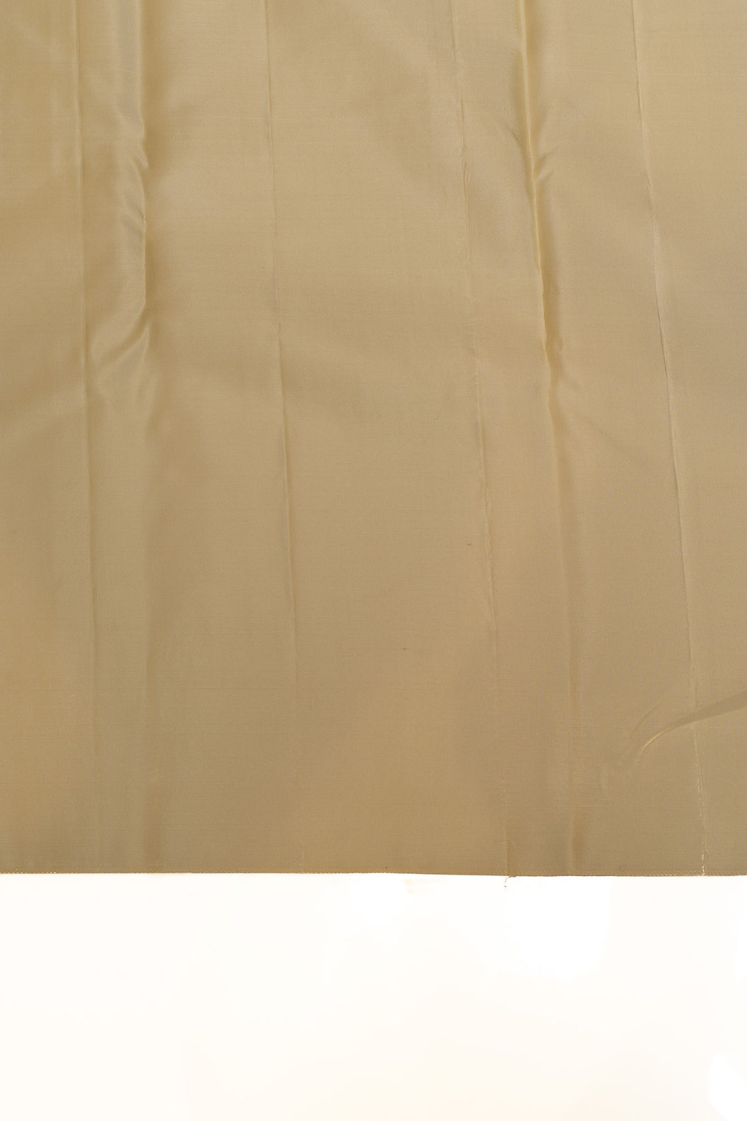 Ivory and gold 8 Kol  pure Kanchipuram silk saree