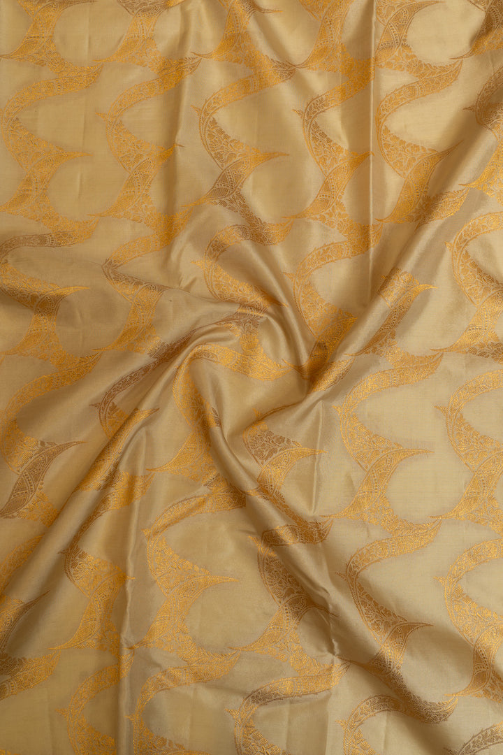 Ivory and gold pure Kanchipuram silk saree