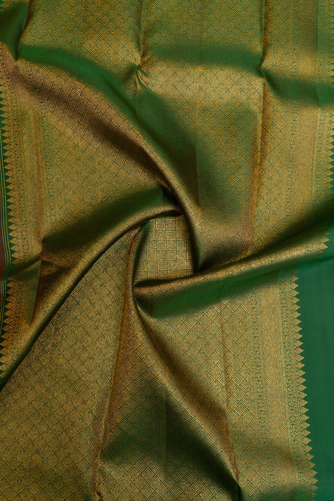 Red and green traditional pure Kanchipuram silk saree