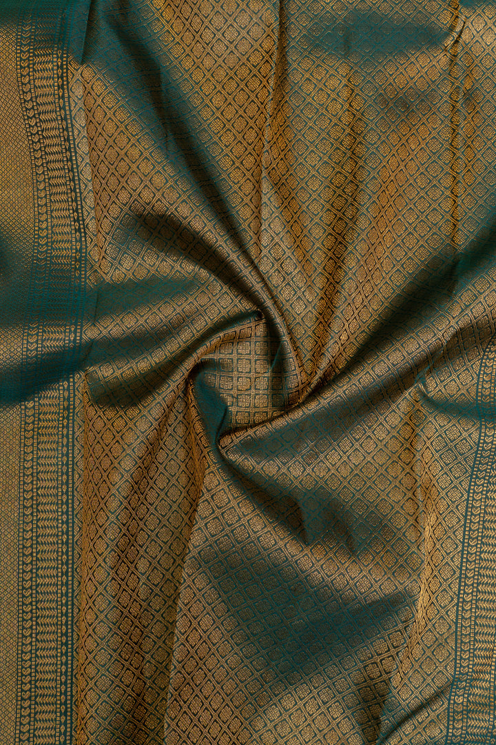 Mehendi green Muthu zari checks pure Kanchipuram silk saree