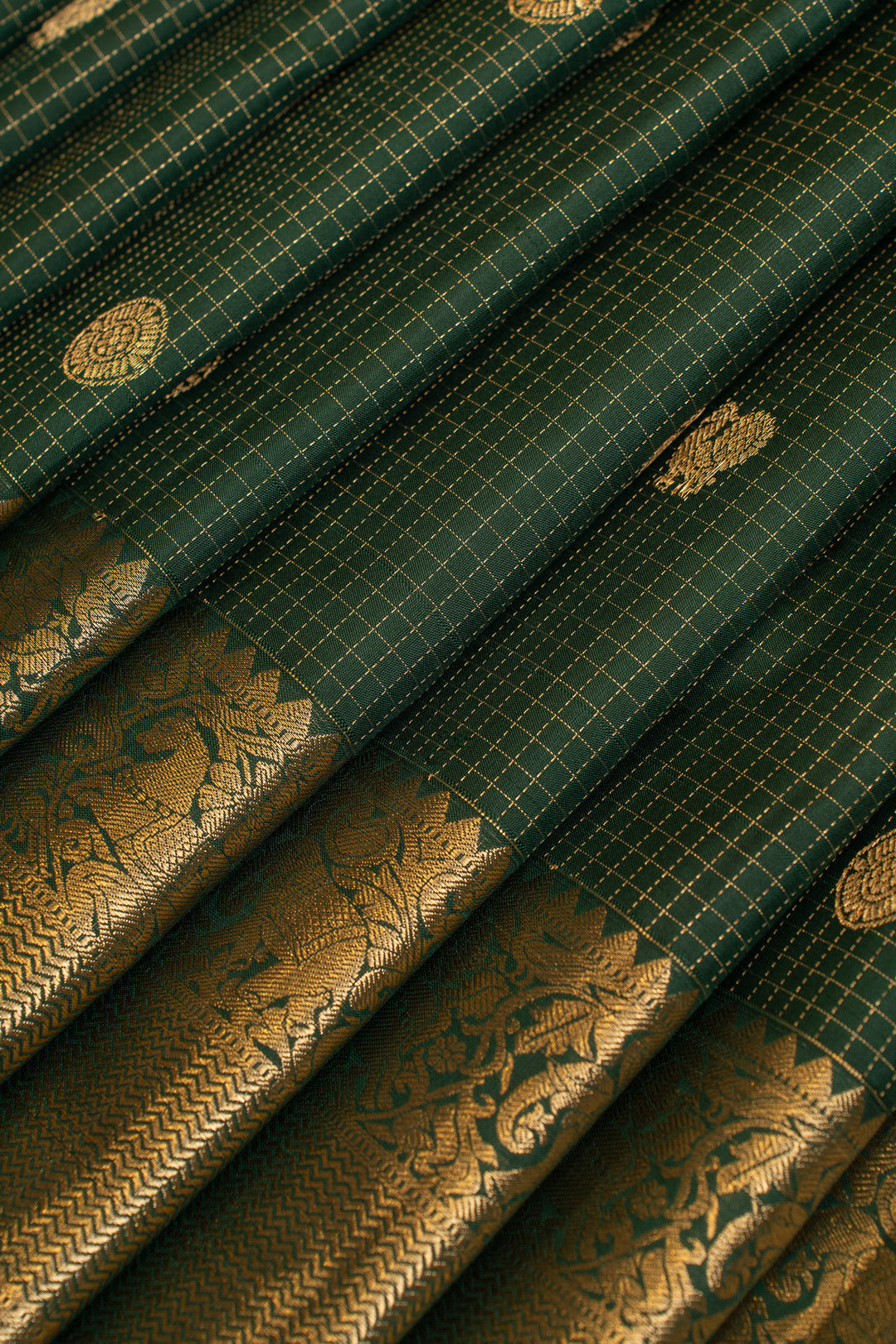 Bottle green traditional pure Kanchipuram silk saree