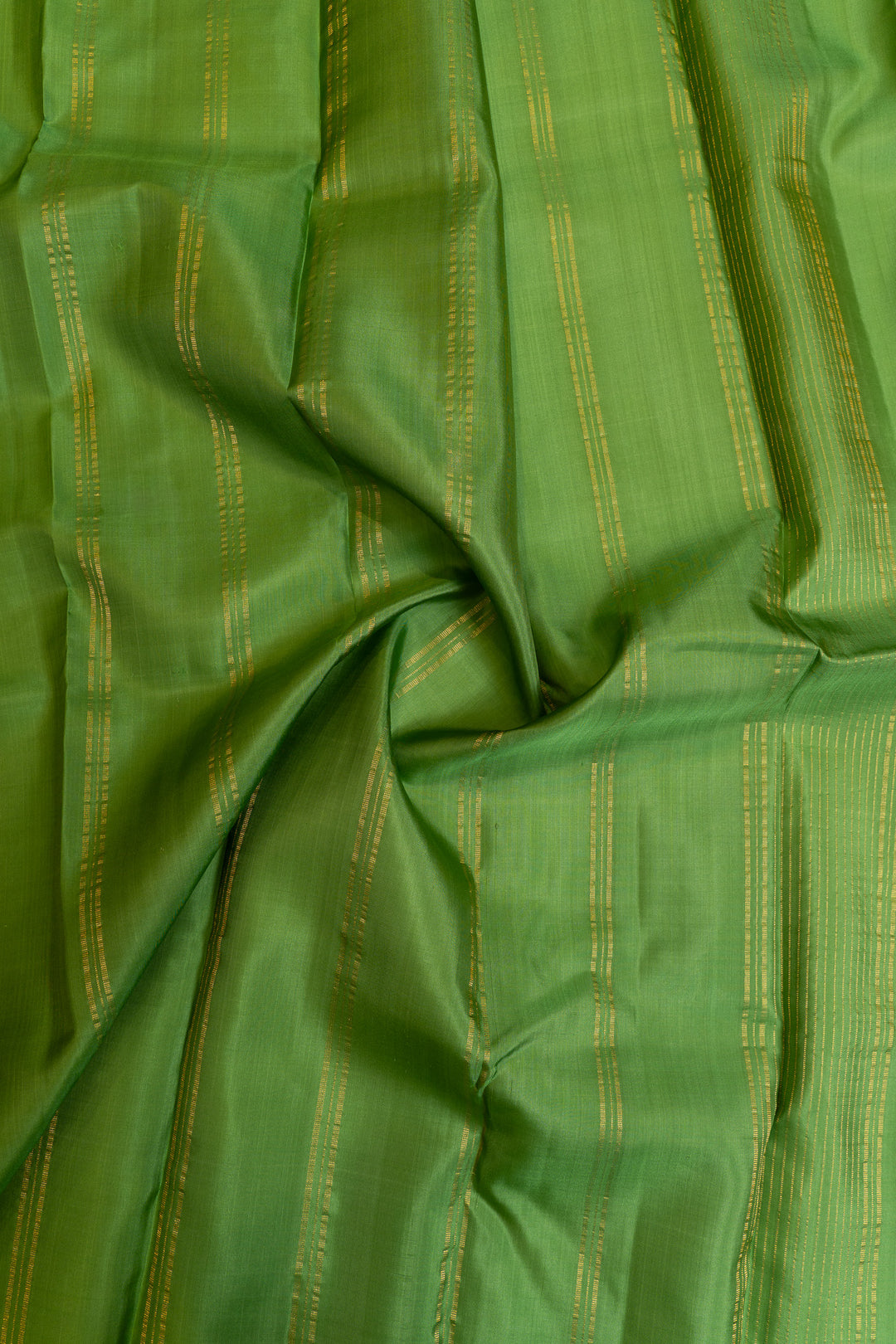 Pine green small border pure Kanchipuram Silk saree