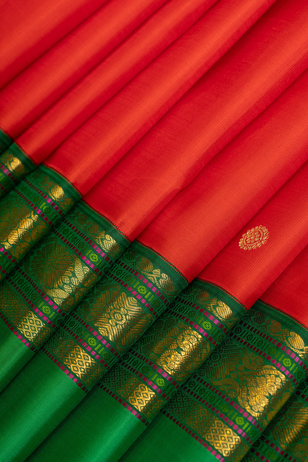 Red and green rettai pettu pure Kanchipuram silk saree
