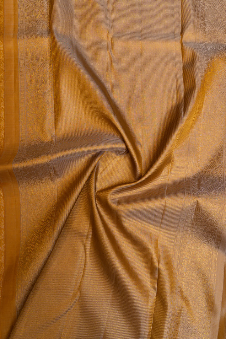 Gold houndstooth brocade pure Kanchipuram silk saree