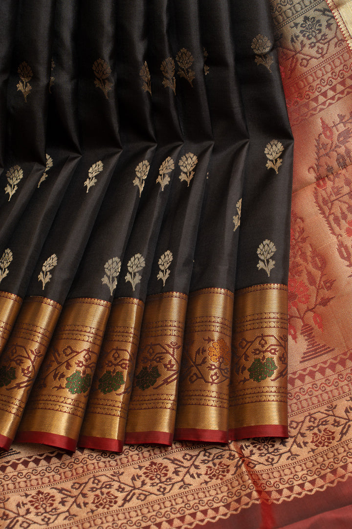 Black and gold Paithani pure soft silk saree