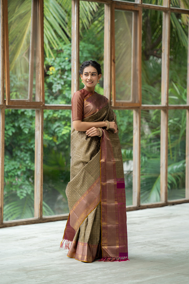 Hazelnut Beige Veldhari Checks Pure Zari Kanchipuram Silk Saree - Clio Silks