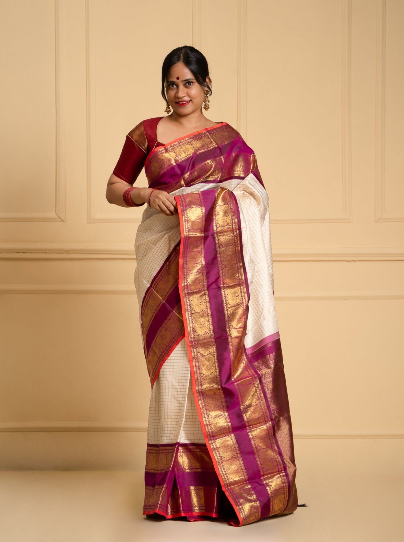 Pearl White Checks and Magenta Pure Zari Kanchipuram Silk Saree - Clio Silks