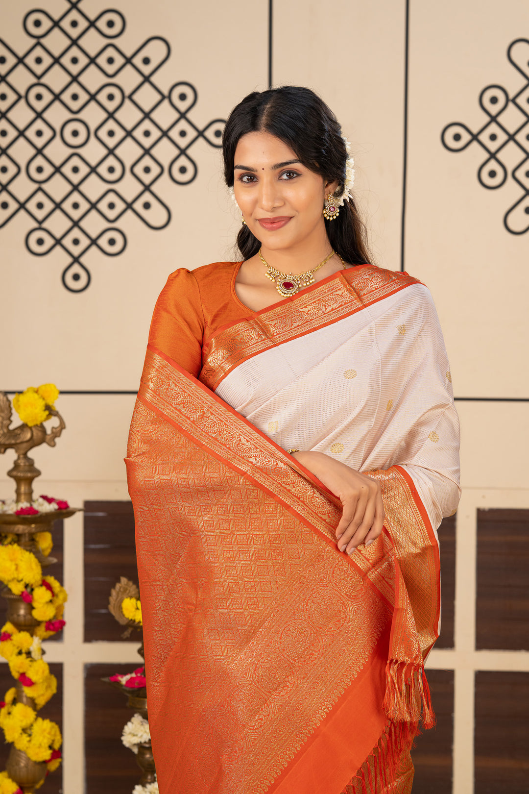 Peach White and Orange Vairaoosi Stripes Pure Kanchipuram Silk Saree